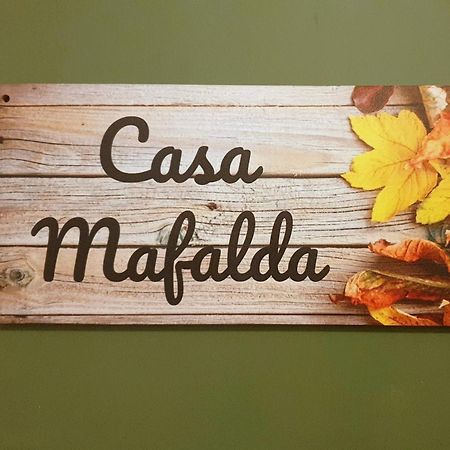 "Casa Mafalda" Zona Stazione - Centro Storico - Teatro Con Parcheggio Interno Imola Dış mekan fotoğraf