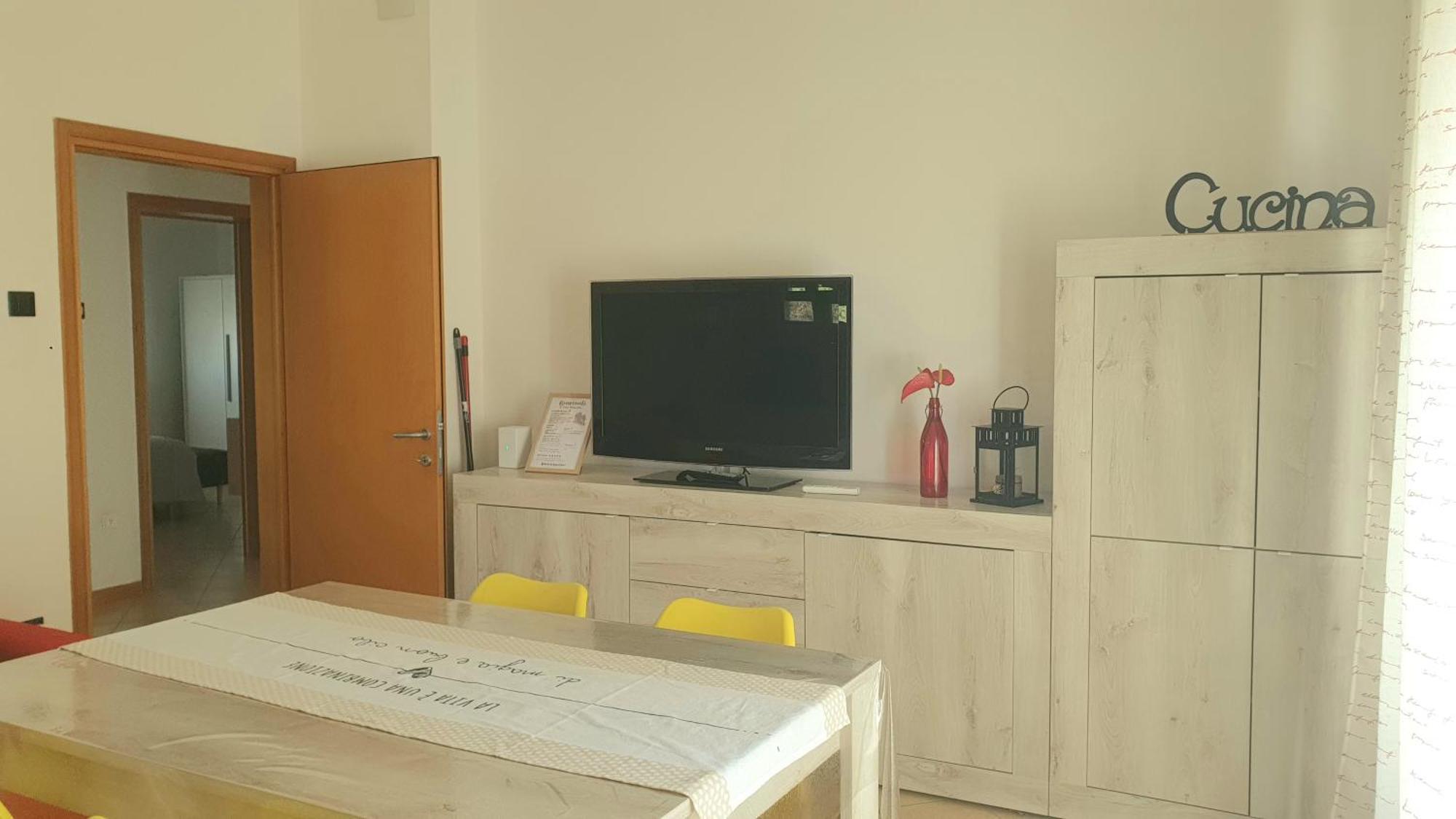 "Casa Mafalda" Zona Stazione - Centro Storico - Teatro Con Parcheggio Interno Imola Dış mekan fotoğraf
